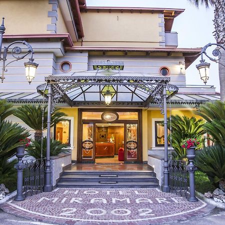 Hotel Miramare Varcaturo Esterno foto