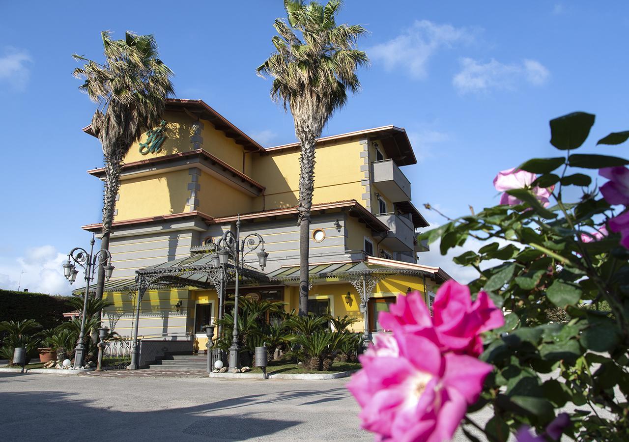 Hotel Miramare Varcaturo Esterno foto